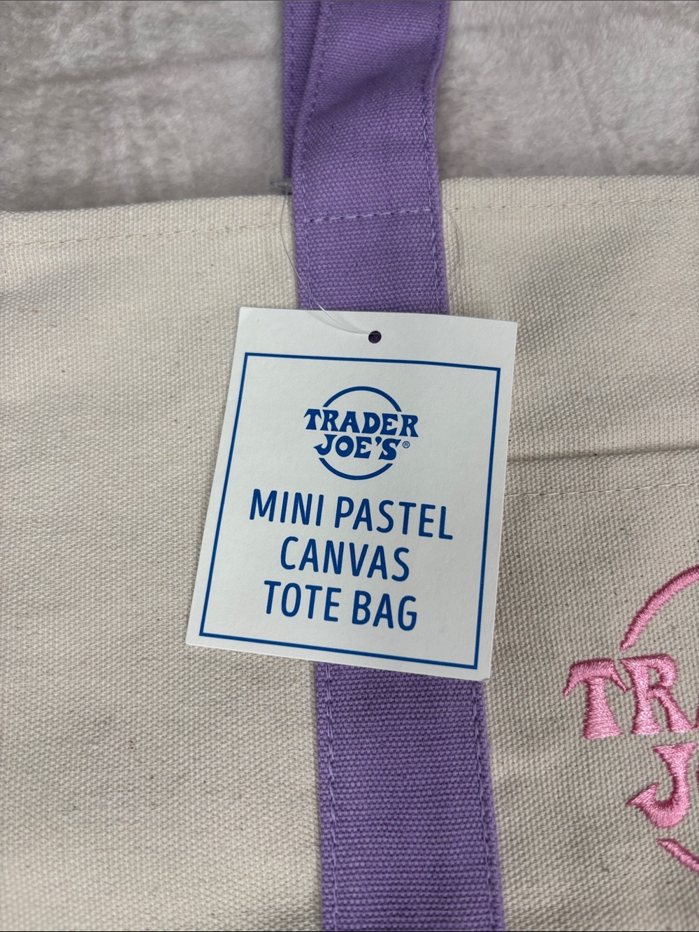 Ariana Grande Lotion and Trader Joe’s Tote Bag Bundle - Picture 6 of 8